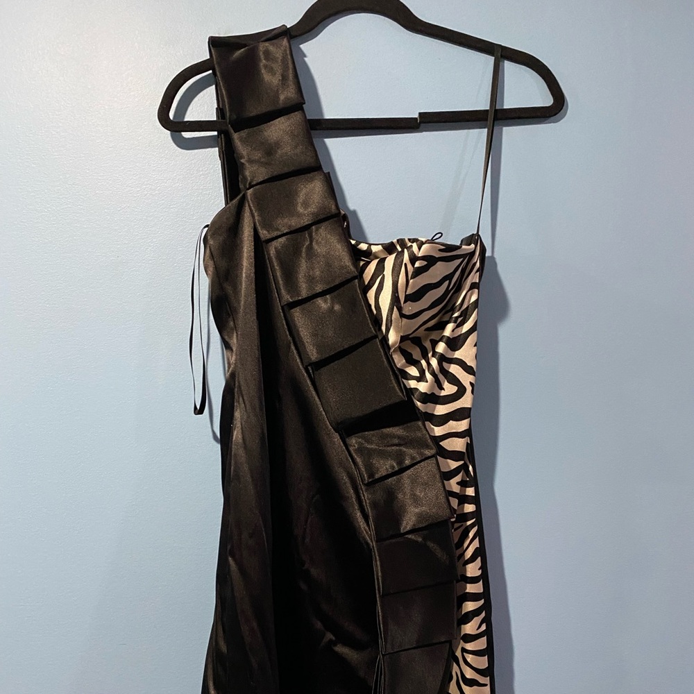 Animal Print One Sleeve Dress